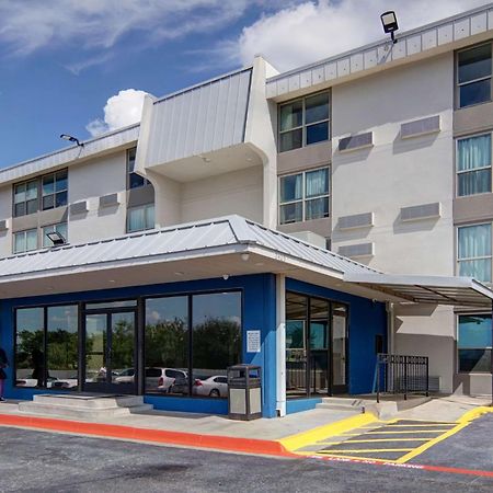 Motel 6-Fort Worth, Tx - Downtown East Zewnętrze zdjęcie
